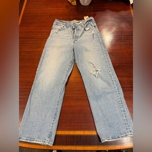 Women’s Levi’s Light Blue Distressed Jeans